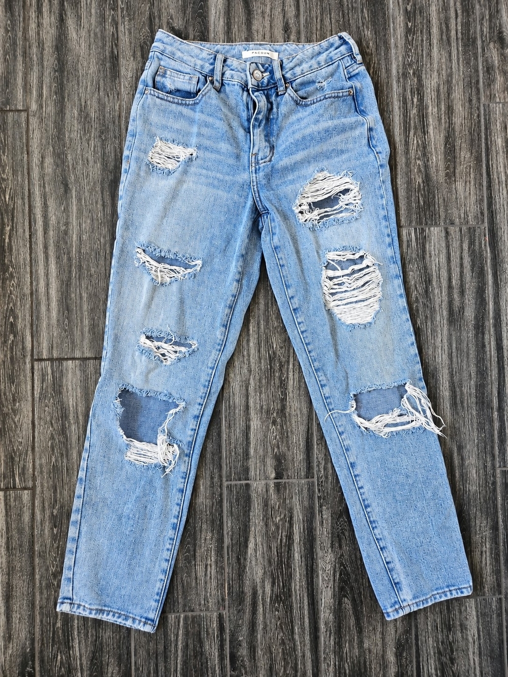 Distressed Light Blue Women’s Jeans - Unbranded